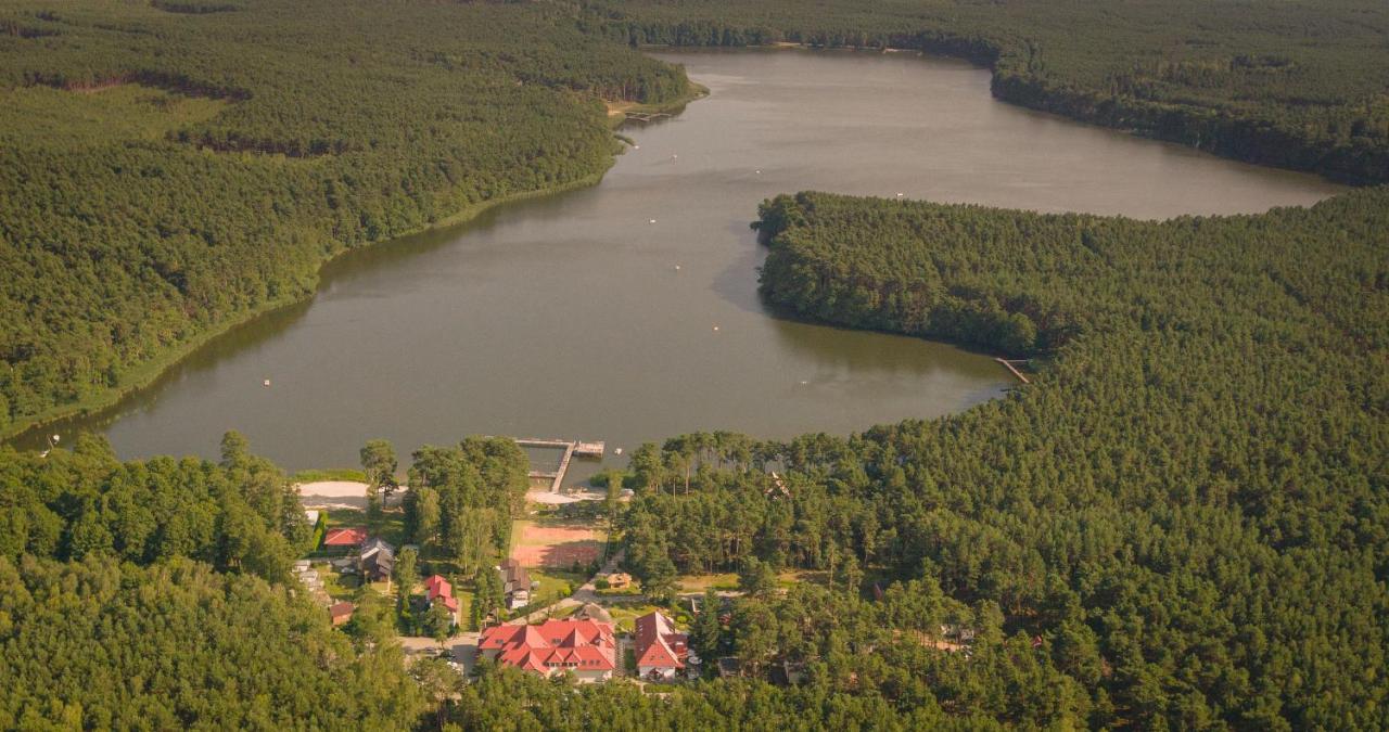Отель Nad Borkiem Kosarzyn  Экстерьер фото