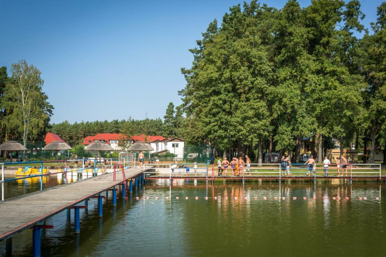 Отель Nad Borkiem Kosarzyn  Экстерьер фото